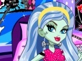                                                                     Monster High Frankie Stein's Makeover ﺔﺒﻌﻟ