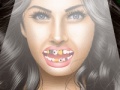                                                                     Megan Fox at dentist ﺔﺒﻌﻟ