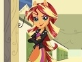                                                                     My Little Pony: Equestria Girls - Sunset Shimmer ﺔﺒﻌﻟ