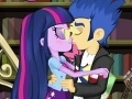                                                                     Equestria Girls: Kisses of Twilight and Flash ﺔﺒﻌﻟ