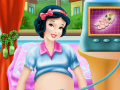                                                                     Snow White Maternity Doctor ﺔﺒﻌﻟ
