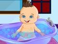                                                                     Cute Baby Bathing ﺔﺒﻌﻟ