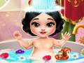                                                                     Snow White Baby Bath ﺔﺒﻌﻟ
