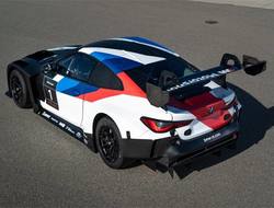 لعبة BMW M4 GT3 Slide ﺓﺭﺎﻴﺳ  على الانترنت.