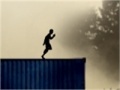                                                                     Crazy Runner Container ﺔﺒﻌﻟ