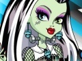                                                                     Monster High: Frankie Stein in Spa Salon ﺔﺒﻌﻟ